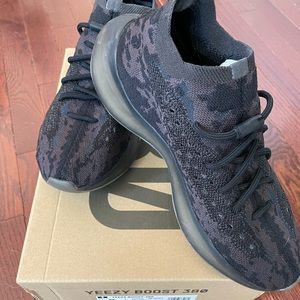 Adidas Yeezy Boost 380 Sneakers Sz 8